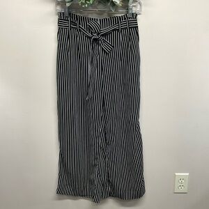 NWOT Popsugar Striped High Rise Belted Paper Bag Wide Leg Crop Pant S